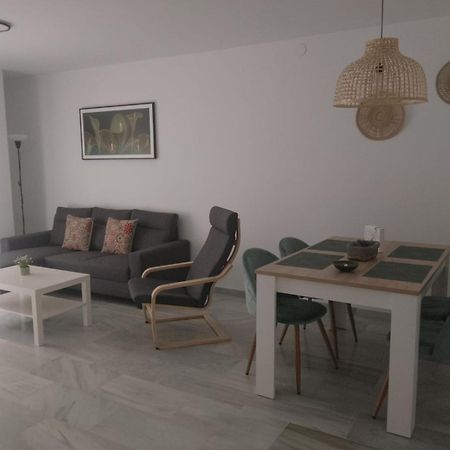 Fuengirola Puerto 2 Room & Parking Exterior foto